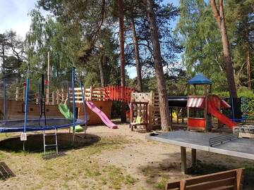 Фото номера Семейные апартаменты с 2 спальнями Дома для отпуска Nasza Chata - 4 minuty od plaży г. Поберово 62
