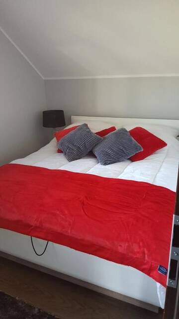Фото номера Вилла Виллы Hire House г. Поберово 20